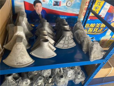 灑水車前噴鴨嘴（用于灑水車前置前噴頭，大小規(guī)格的前鴨嘴，沖洗地面）